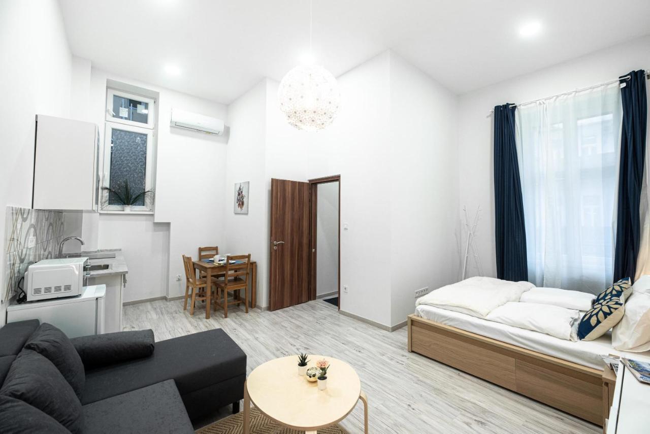 City Center Quiet Flat Будапеща Екстериор снимка